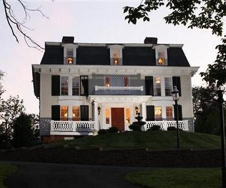 Chestnut Hill Bed & Breakfast Orange Extérieur photo