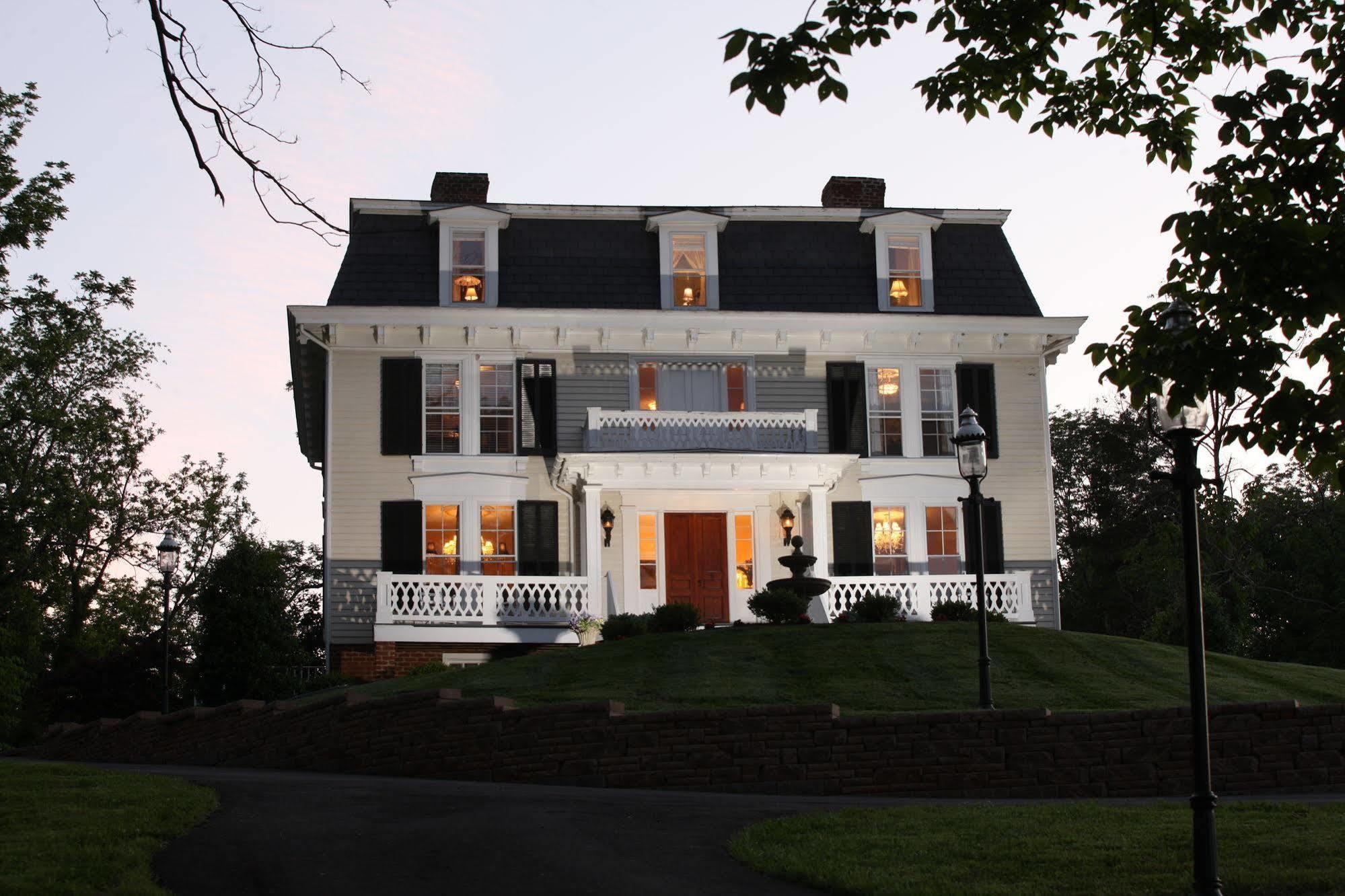 Chestnut Hill Bed & Breakfast Orange Extérieur photo